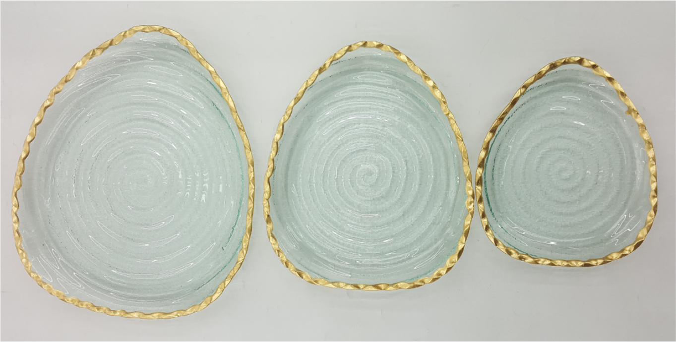 Gold-rimmed Swirled Glass Serving Plates