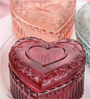 Heart-shaped Glass Trinket Box