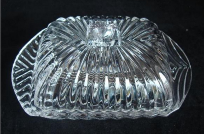 Glass Butter Dish with Diamond-cut Pattern