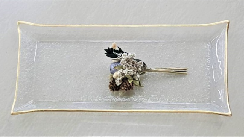 Gold-rimmed Rectangular Glass Serving Plate