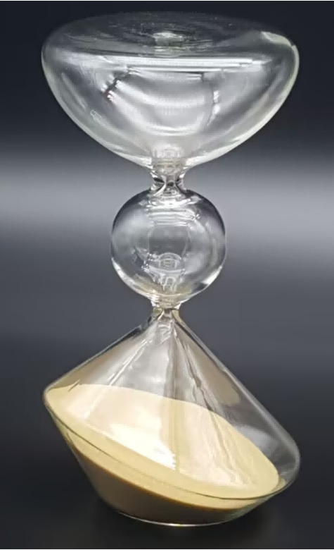 Three-tier Freestanding Hourglass