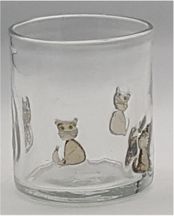 Glass Tumbler with 3D Decoration