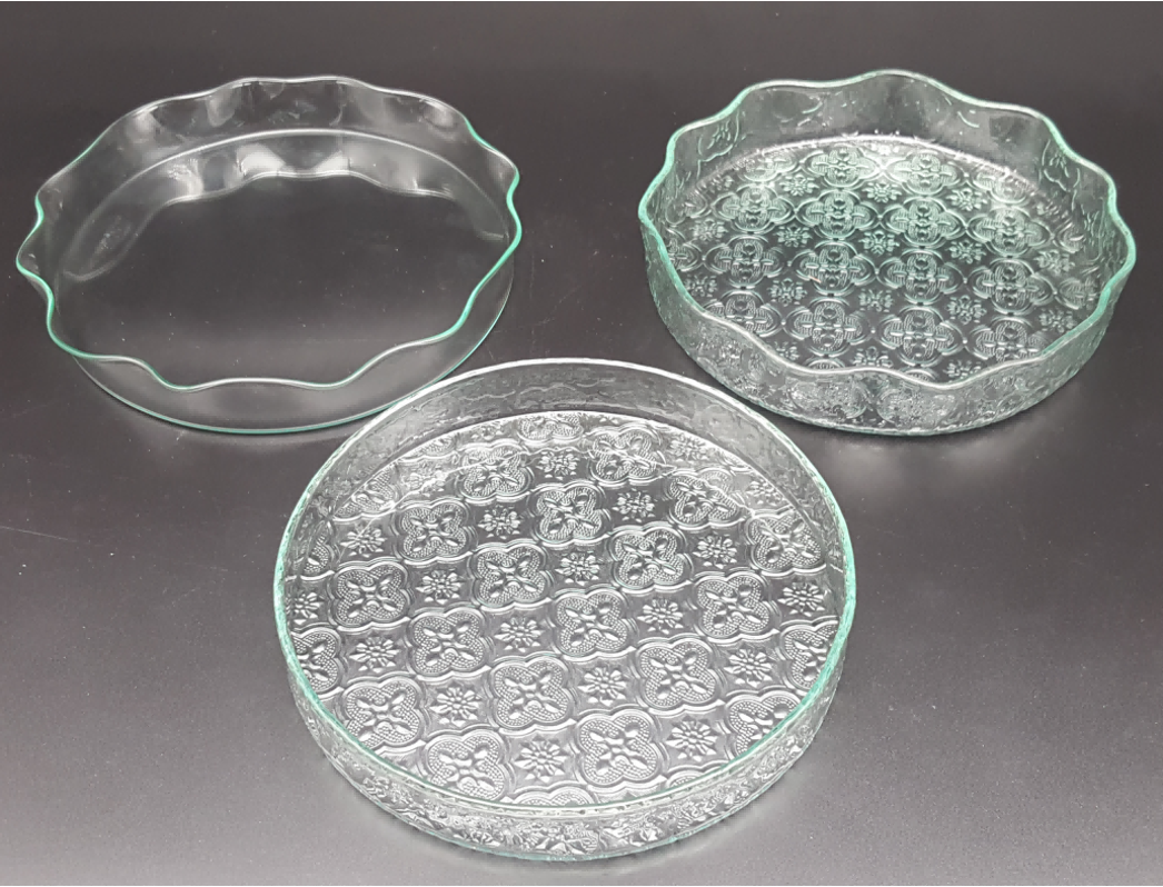 Vintage-style Glass Serving Bowl