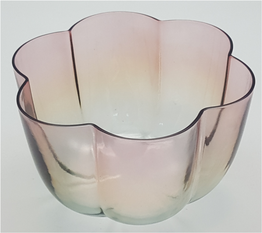 Petal-shaped Glass Bowl