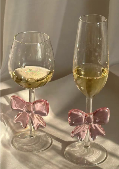 Wine Glass with Bowknot Decoration