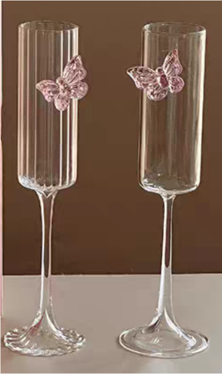 Wine Glass with Bowknot Decoration