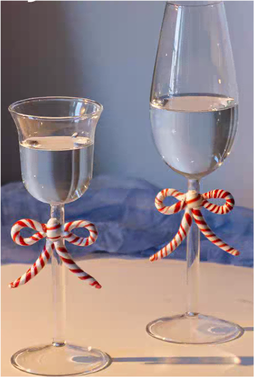 Wine Glass with Bowknot Decoration