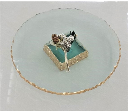 Gold-rimmed Round Glass Serving Plate