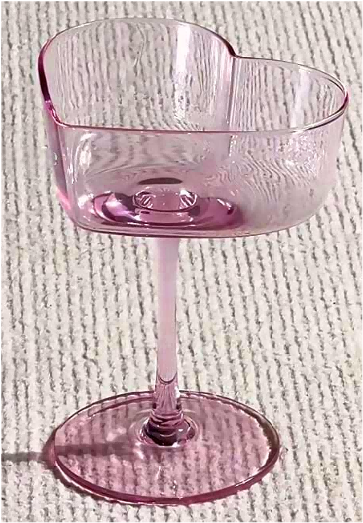 Heart-shaped Glassware Set